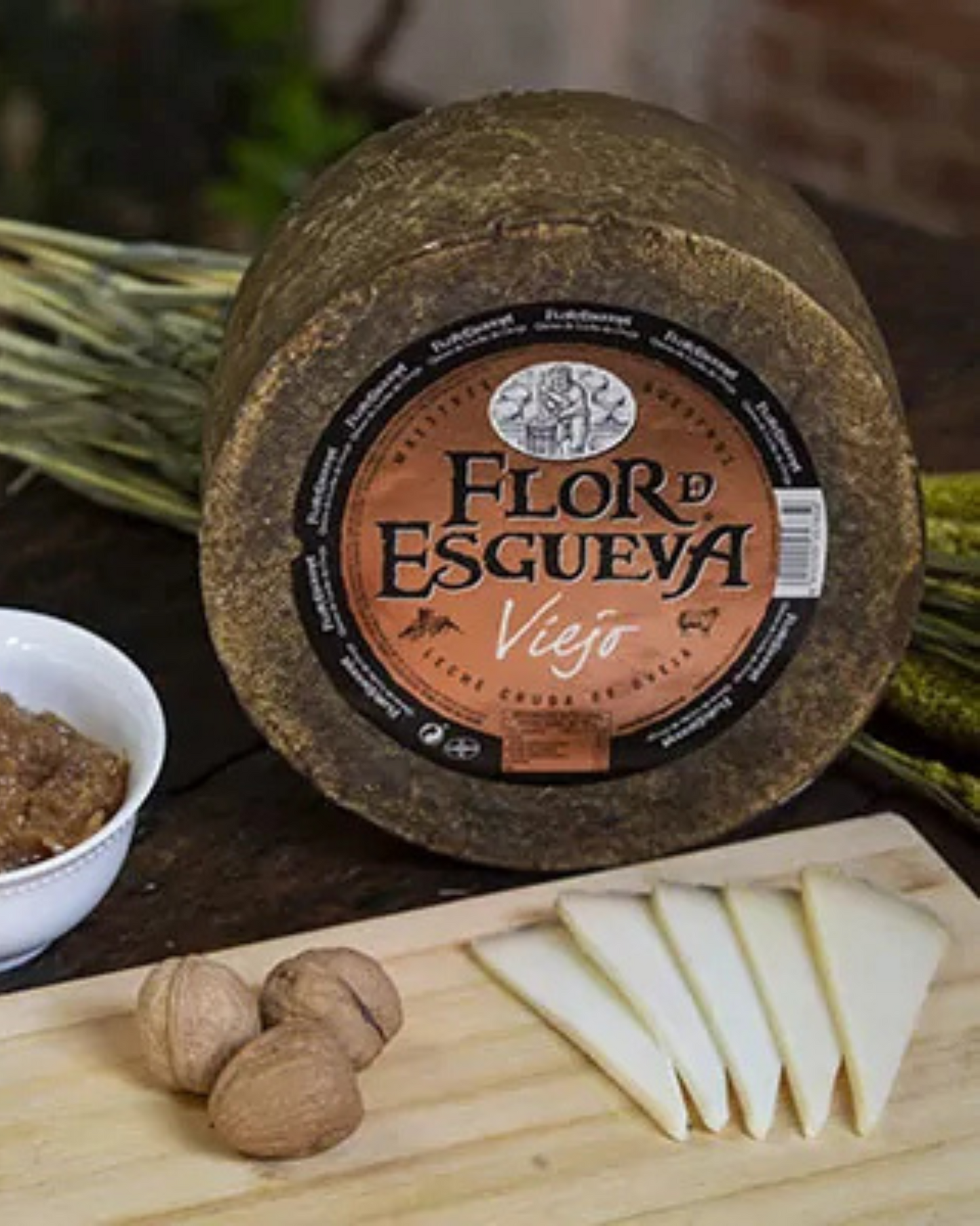 Queso Flor de Esgueva – El Emblema del Queso Curado de Oveja 21,90€/Kg