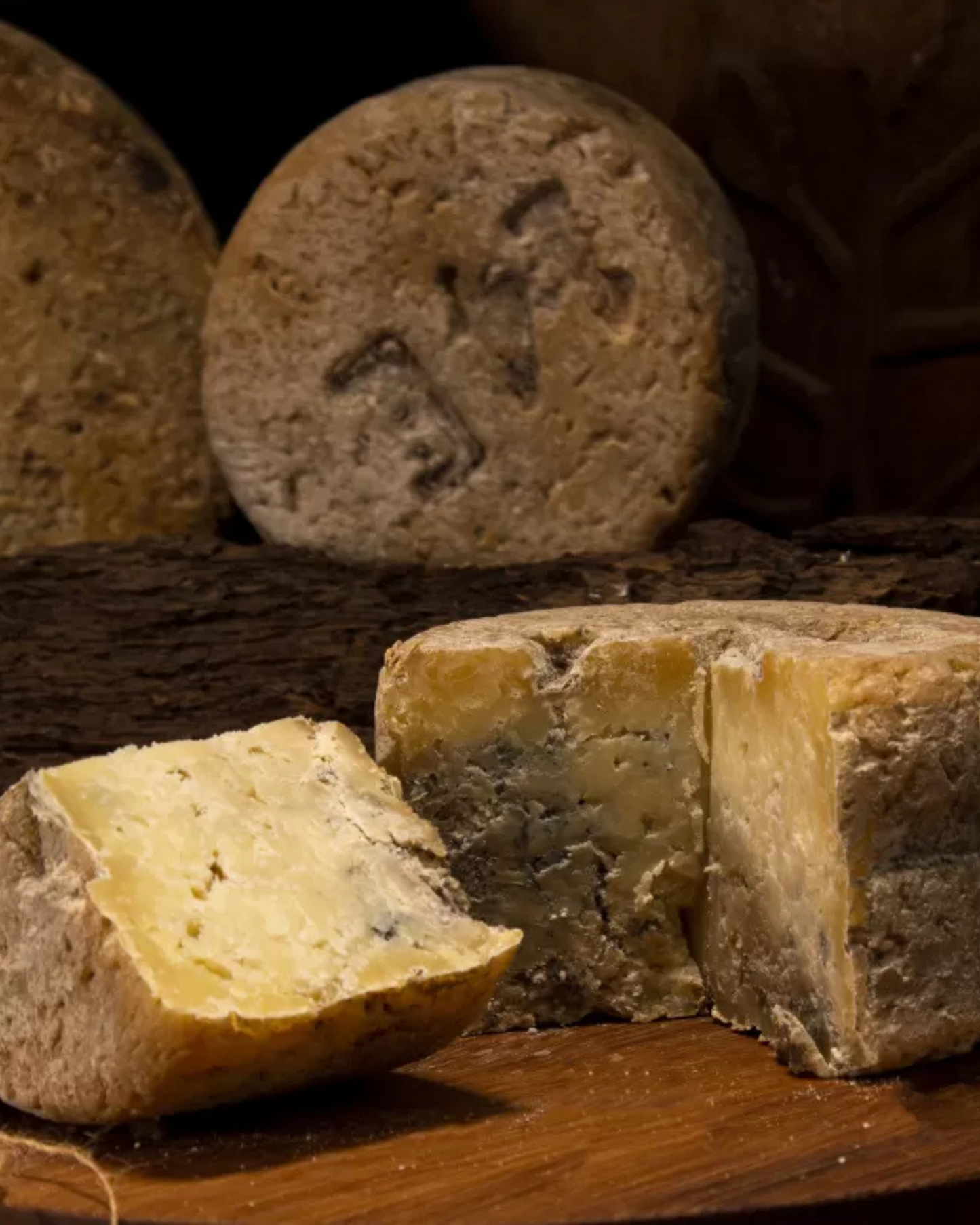 Queso Gamonéu DOP del Valle – Juani Charcutería 32,90€/Kg