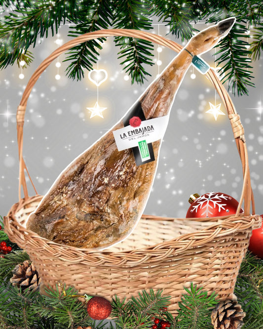 JAMONERÍA – IBÉRICOS DE CEBO DE CAMPO PREMIUM - Jamón Ibérico de Cebo de Campo LA EMBAJADA – Los Pedroches