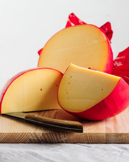 Queso Bola Castillo Semicurado – Juani Charcutería 12,90€/Kg