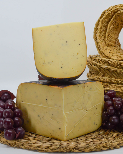 Queso Gouda Villa con Trufa – Elegancia y Sabor Intenso 37,90€/Kg